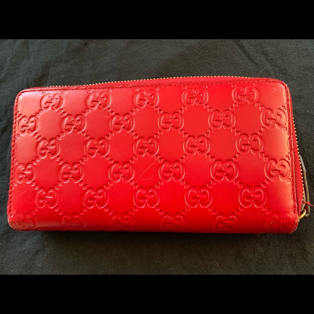 Red Gucci GG Wallet - Picture 2 of 6